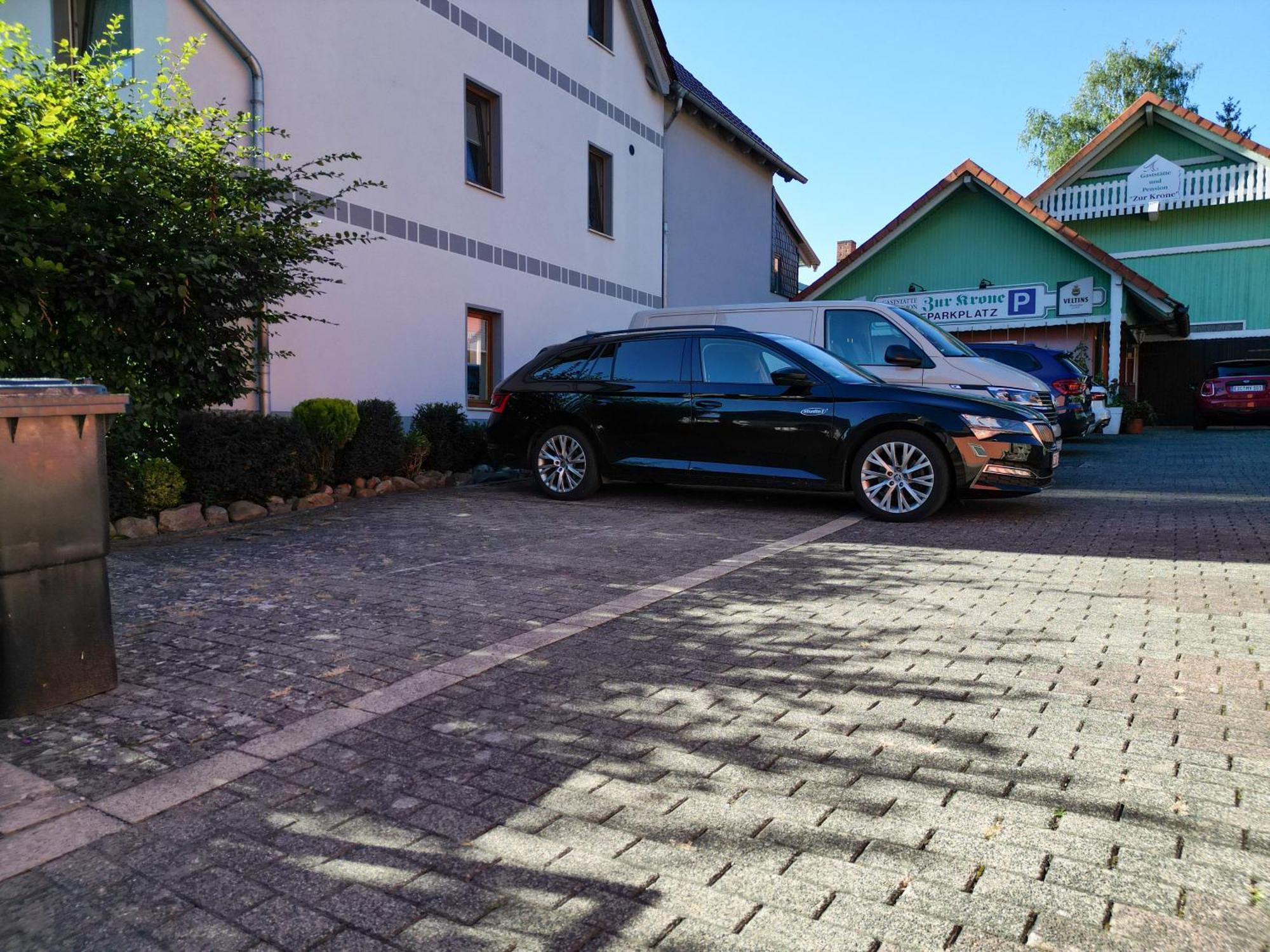 Pension Zur Krone Martinfeld Exteriör bild